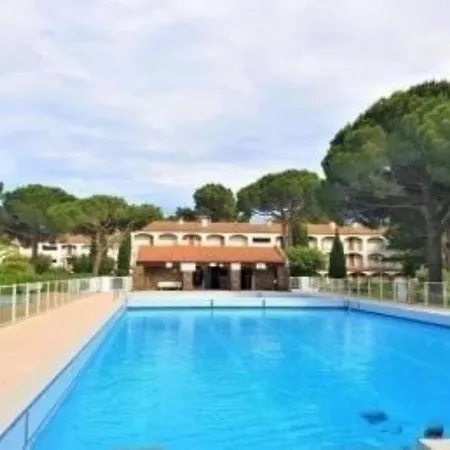 In Argeles-sur-mer, With Pool アパート